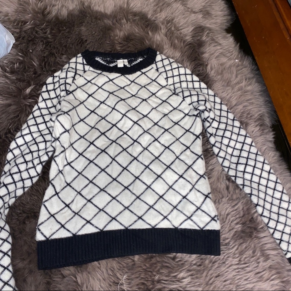 Black and white sweater